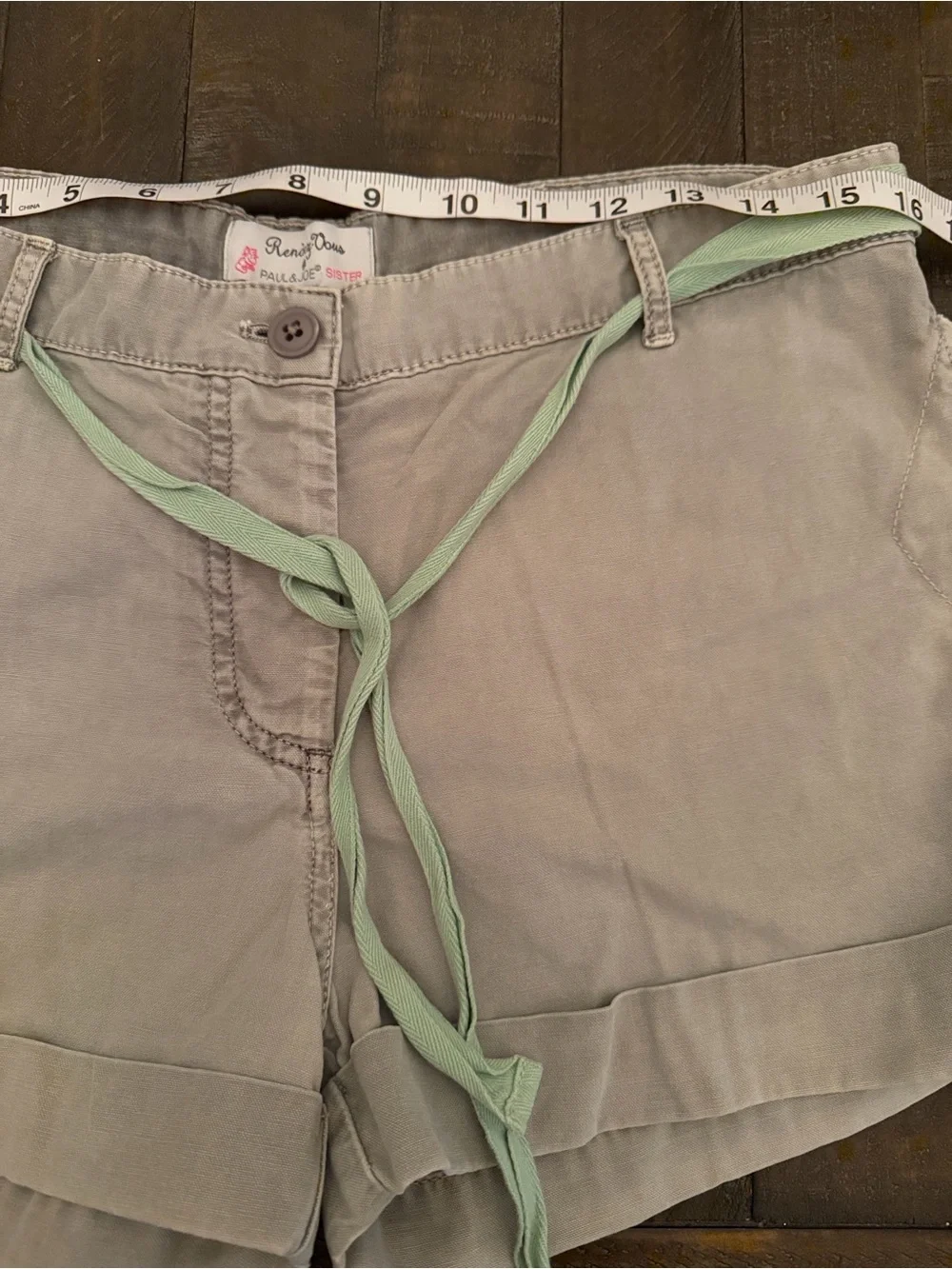 Paul & Joe Sister Rendezvous Casual Beige Women's khaki cuffed Shorts
